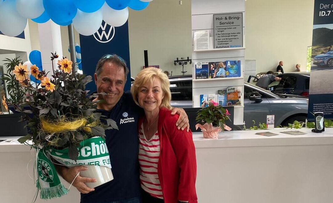 FC Schönberg 95 gratuliert Partner Autohaus Martens